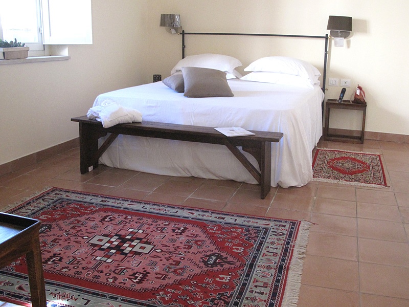 Allegro Apartments Syracusa Sicily The Sicilian Experience Allegro Apartments Syracusa Sicily, Studio D Allegro Bedding